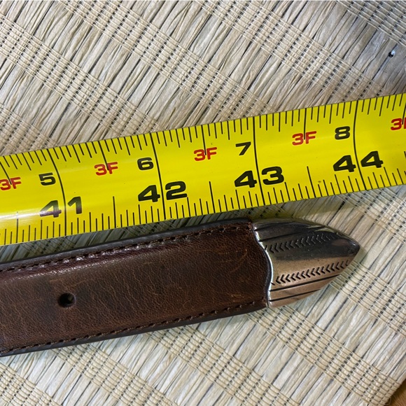 Danbury Brown Leather Golf Belt Taper Top Grain - 38 - Picture 9 of 9